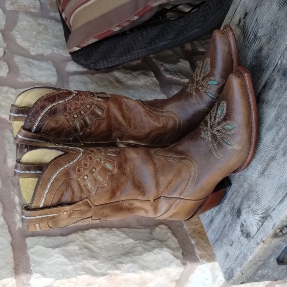 Tony Lama Women's Guadalupe Boots